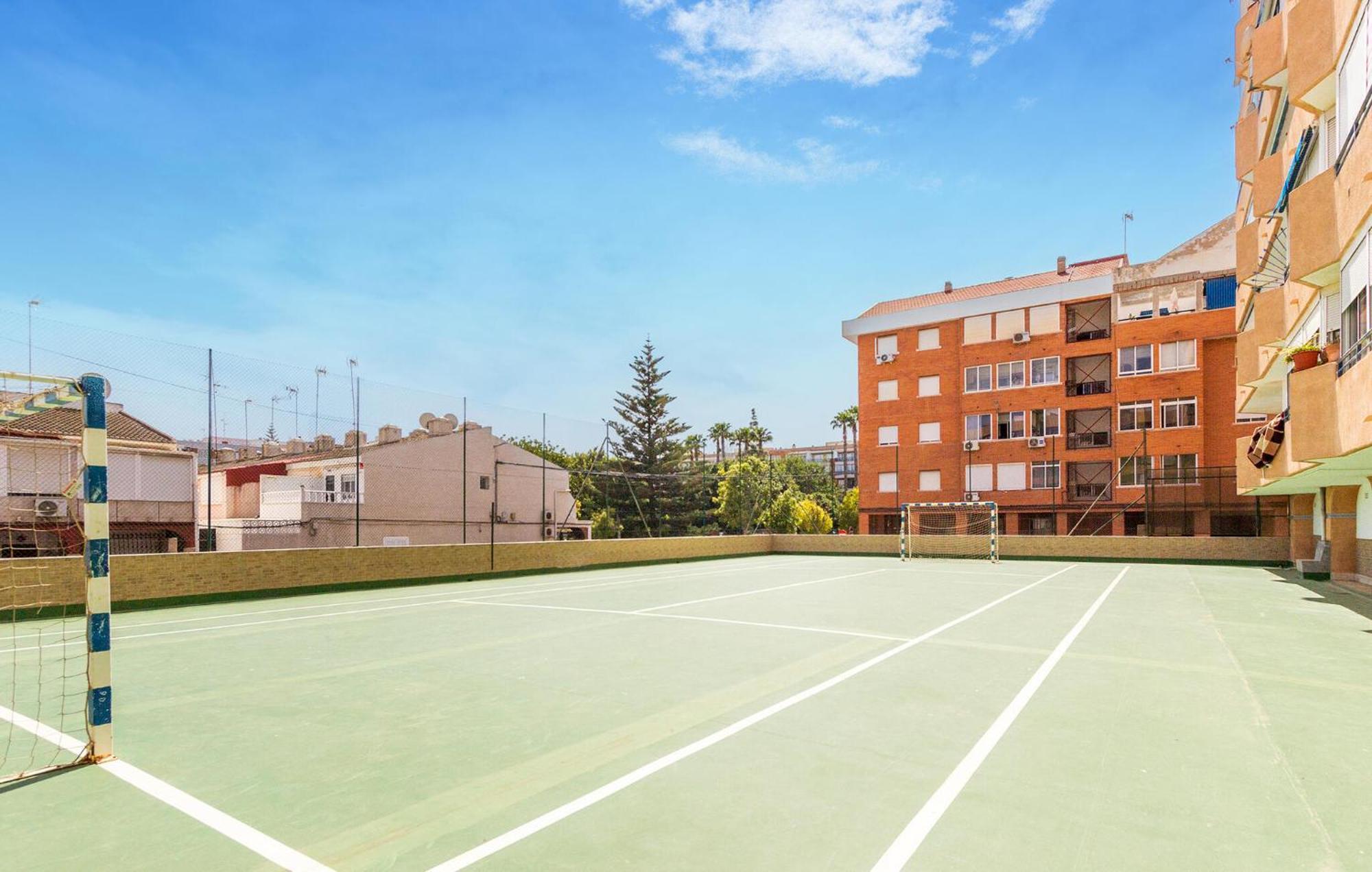 Nice Apartment In Torrevieja With Kitchen Exterior photo
